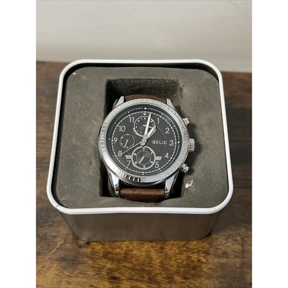 Relic ZR15863 Mahoney Men's Watch BLACK DIAL, Leather Band 43mm Quartz Analog - Picture 1 of 5